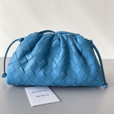 Bottega Veneta Pouch Clutch Bags